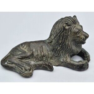 VTG Cast Bronze Reclining Lion Sculpture Statue Paperweight Figurine 4.25" Long